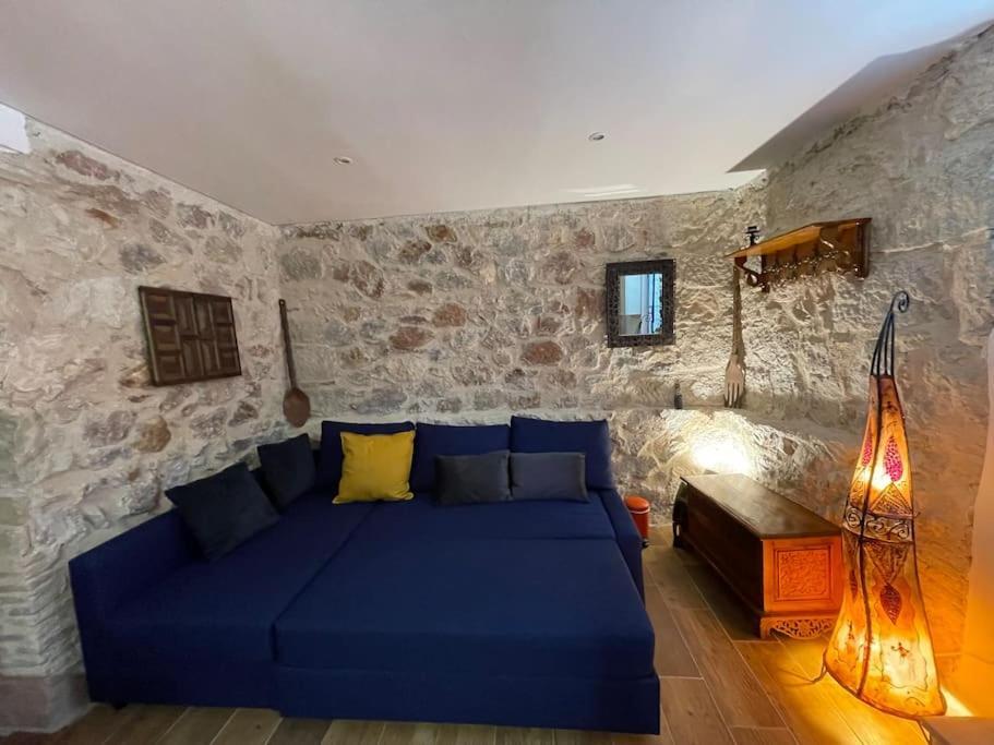 Stone Inn Near Acropolis & Metro 石头记 Felsenhohle Atény Exteriér fotografie
